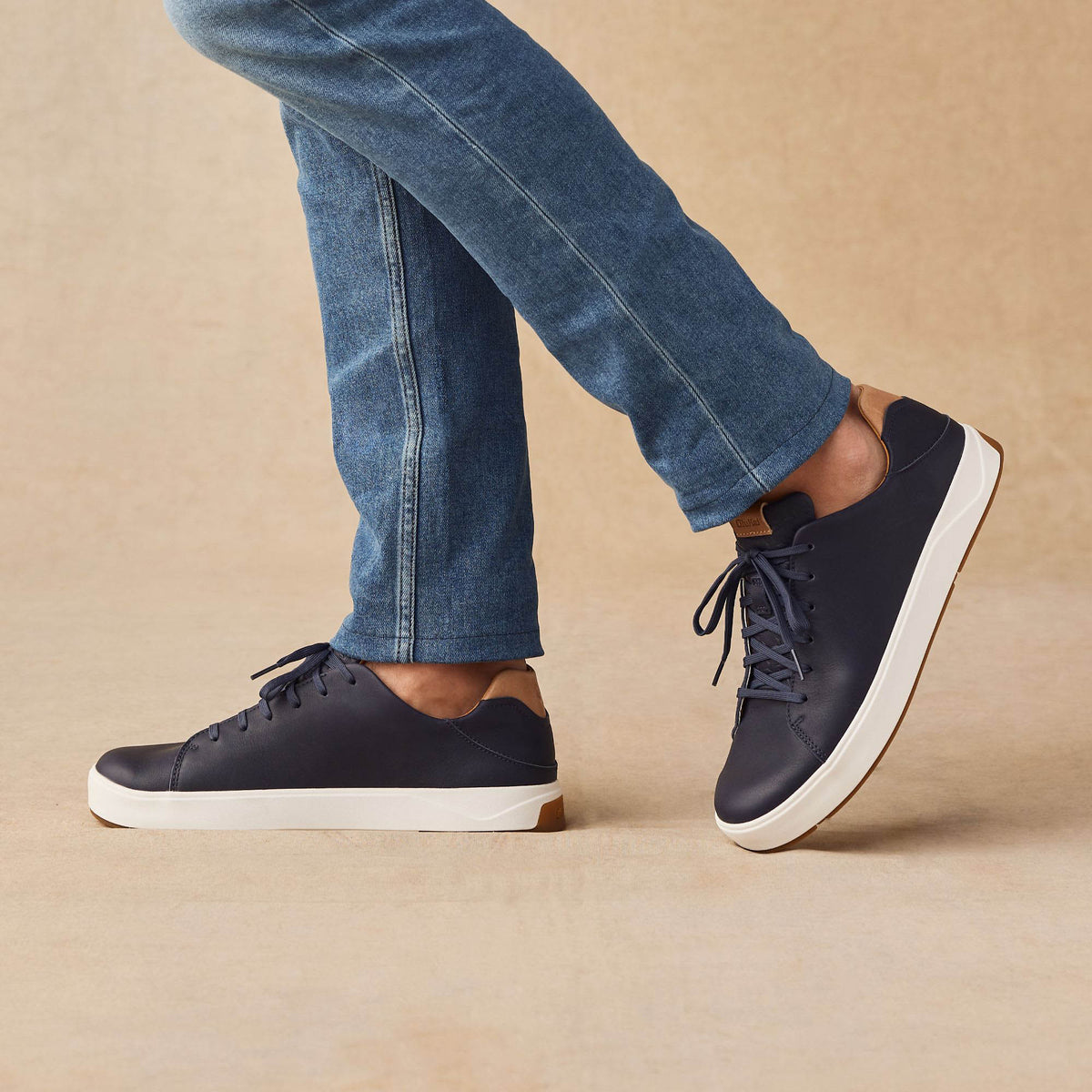 Lae‘ahi Lī ‘Ili Men's Leather Sneakers - Trench Blue | Men OluKai online