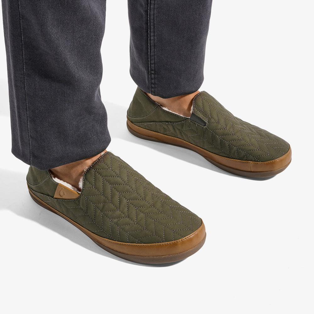 Hanohano Men’s Waxed Canvas Slippers - Husk | Men OluKai online