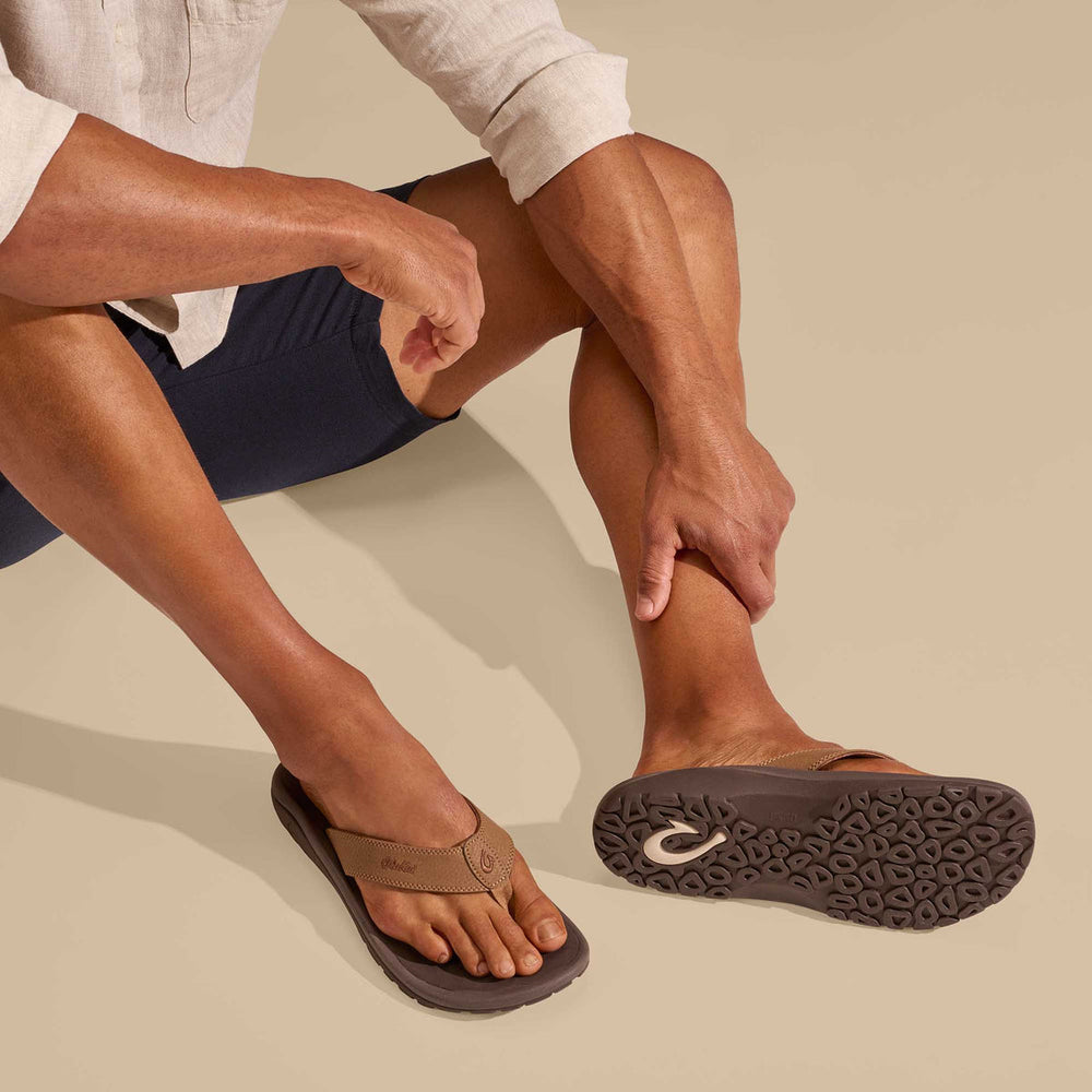 ‘Ohana Men's Best Selling Beach Sandals - Tan / Dark Java | Men OluKai near me