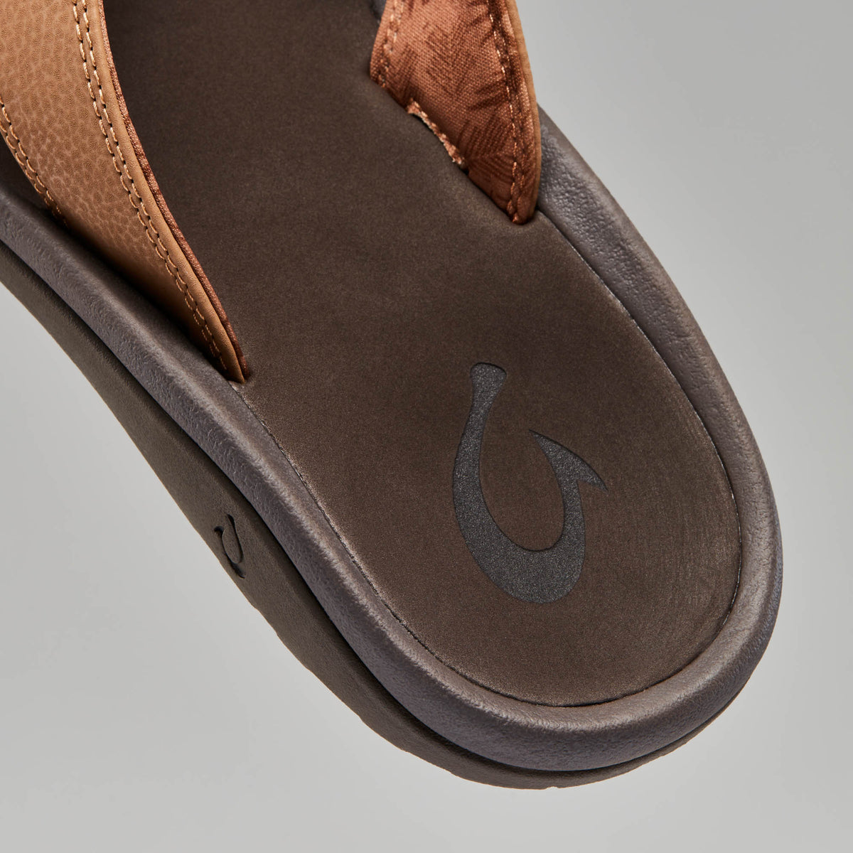 ‘Ohana Men's Best Selling Beach Sandals - Tan / Dark Java | Men OluKai near me