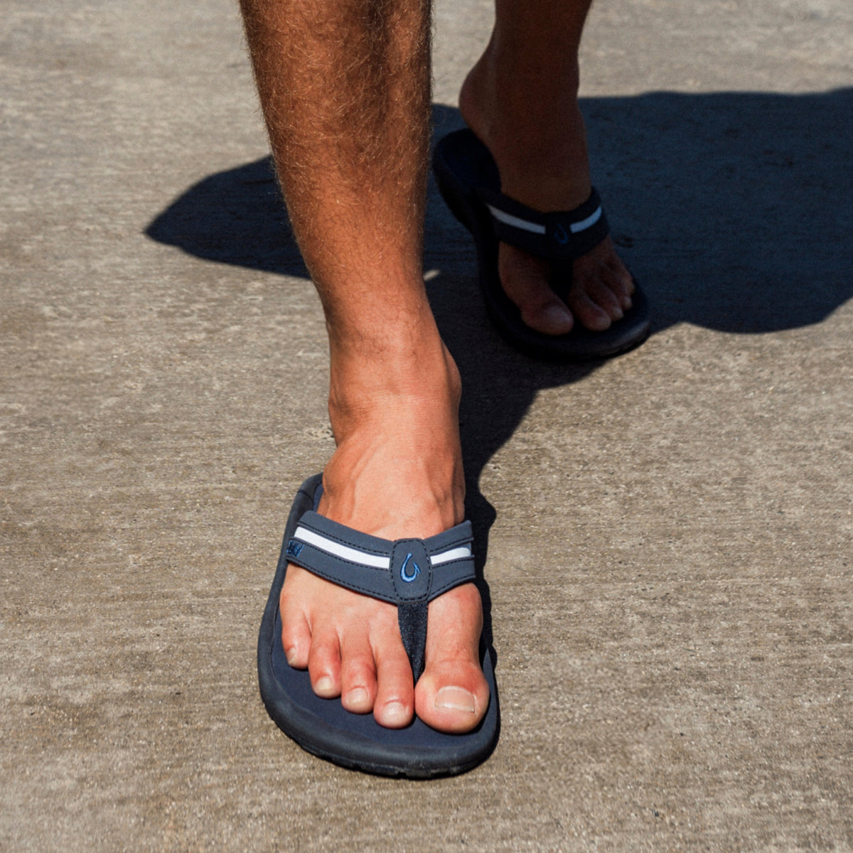 ʻOhana Pālua - Bright White / Americana | Men OluKai for sale