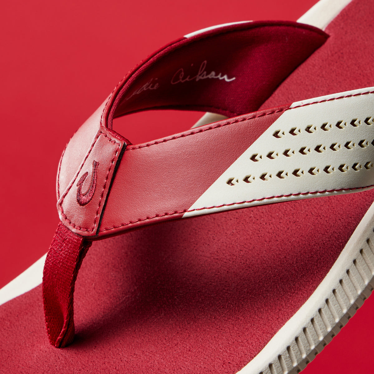 Ulele - Off White / Deep Red | Men OluKai cheap