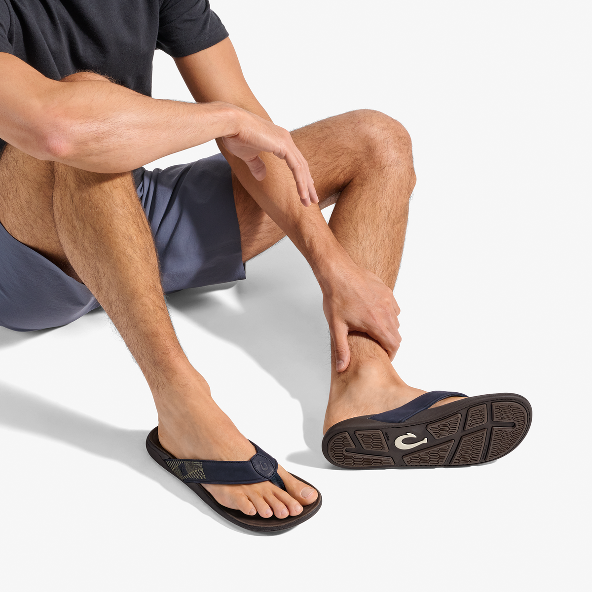 Tuahine Men's Waterproof Leather Beach Sandals - Trench Blue | Men OluKai on sale