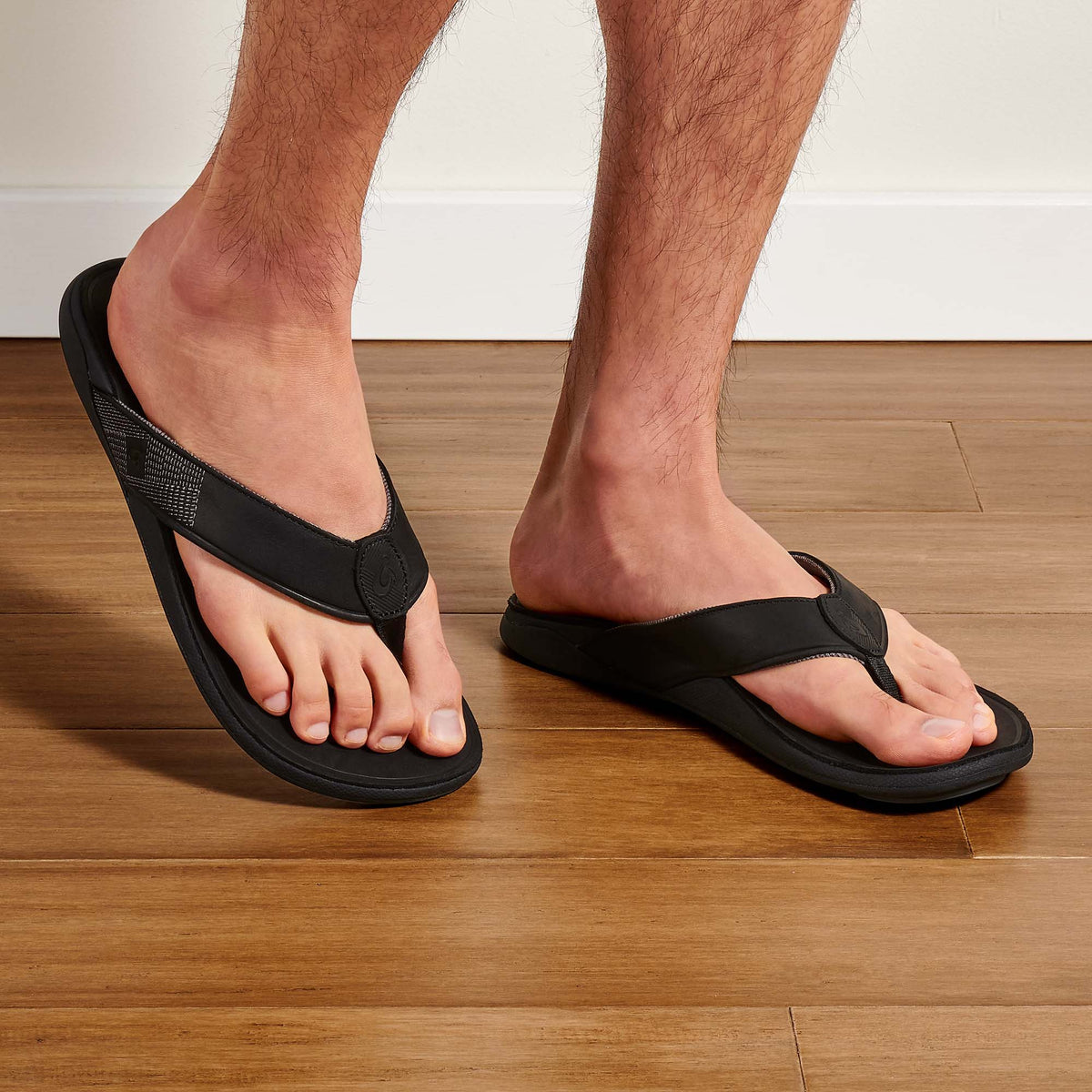 Tuahine Men's Waterproof Leather Beach Sandals - Black | Men OluKai cheap