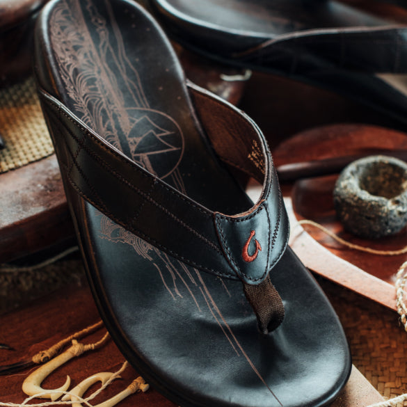 Hōkūle‘a Kia - Dark Wood | Men OluKai for sale