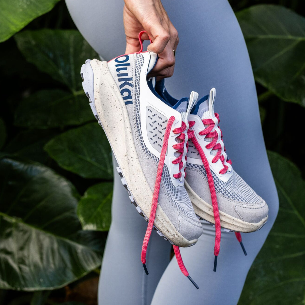 Makiki - Bright White / Coastal Blue | Women OluKai cheap