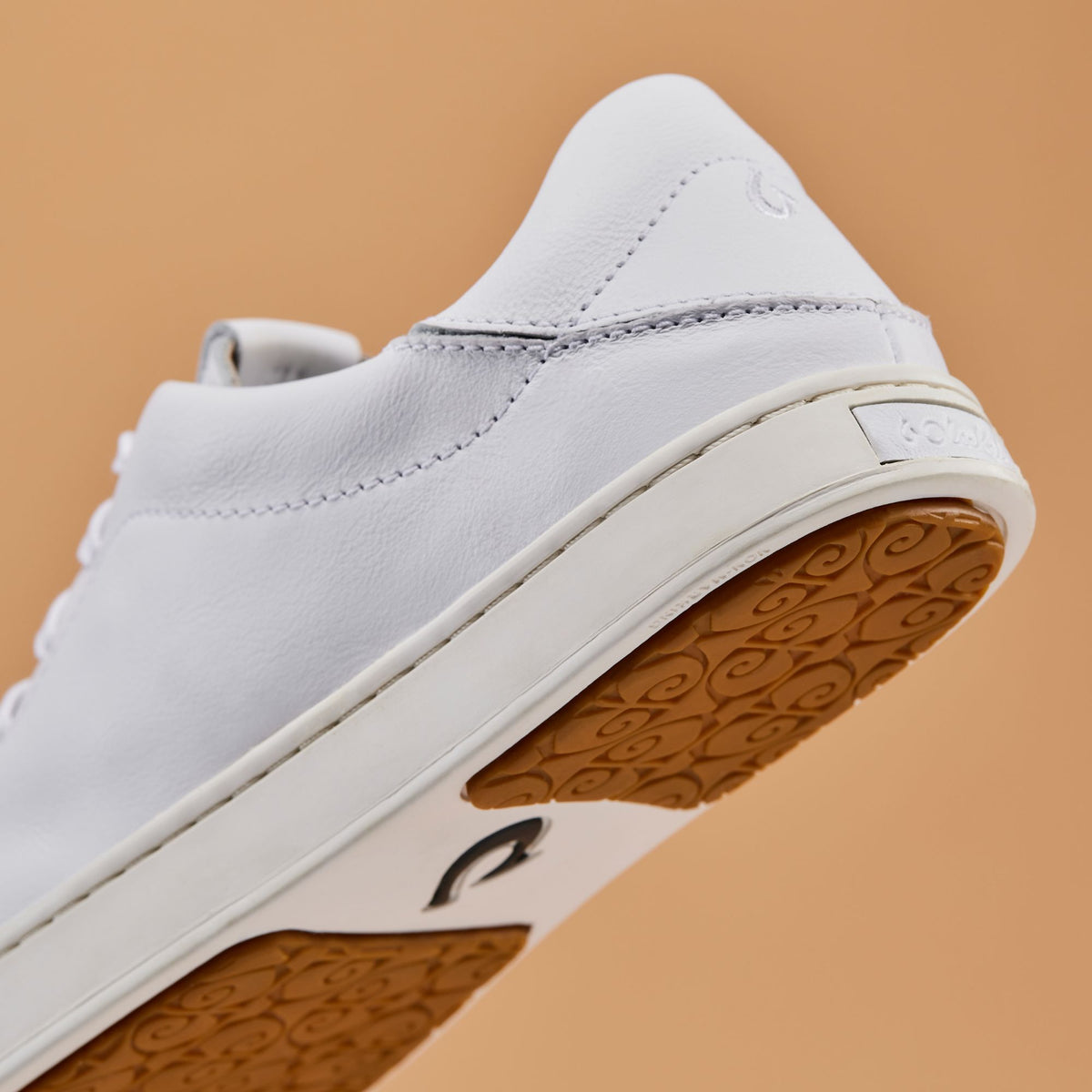 Pehuea Lī ‘Ili Women's Leather Sneakers - White | Women OluKai sale