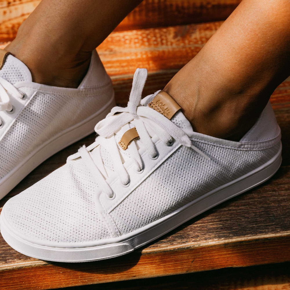 Pehuea Lī Women's Sneakers - White | Women OluKai online