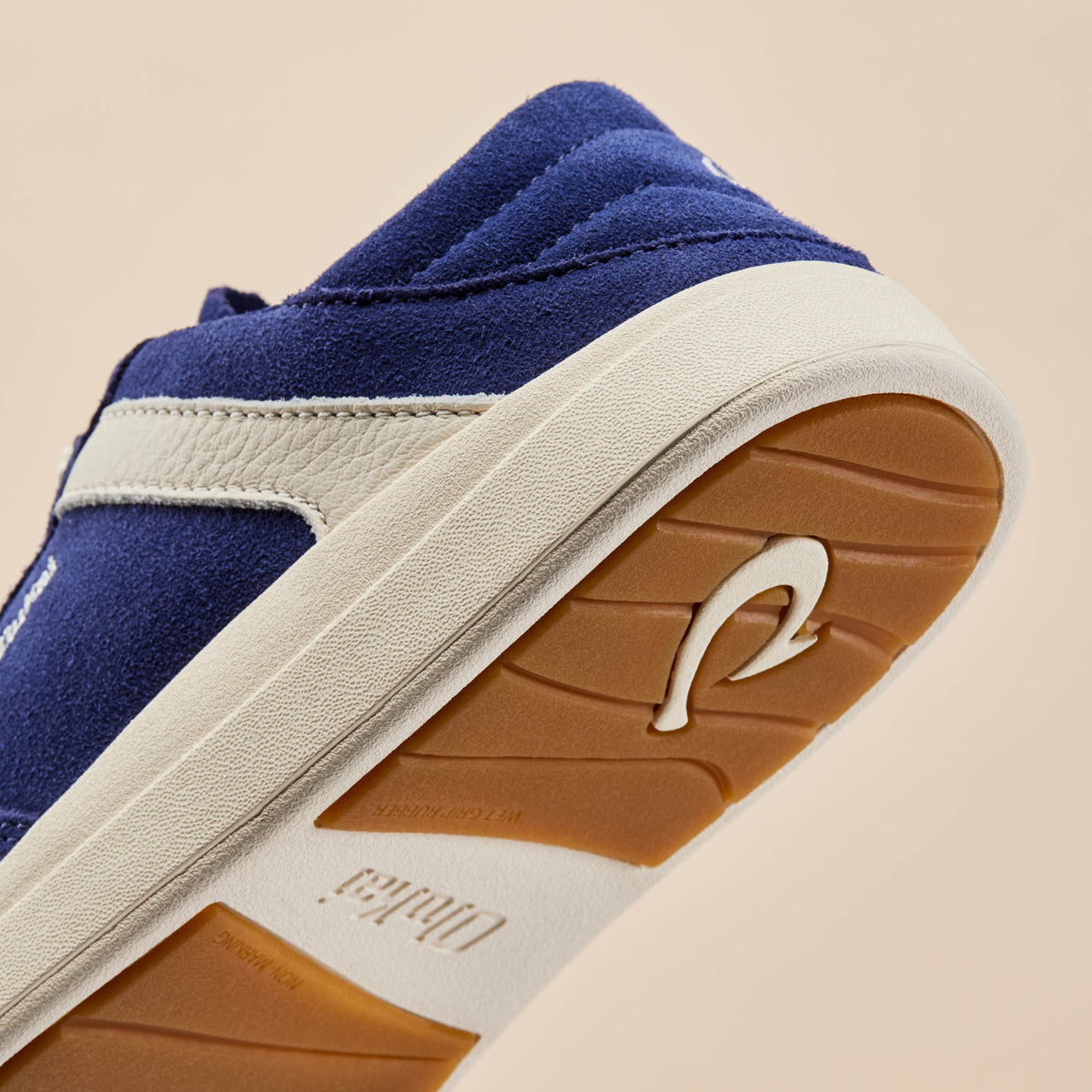 Hā‘upu Women’s Leather Sneakers - Navy / Off White | Women OluKai on sale