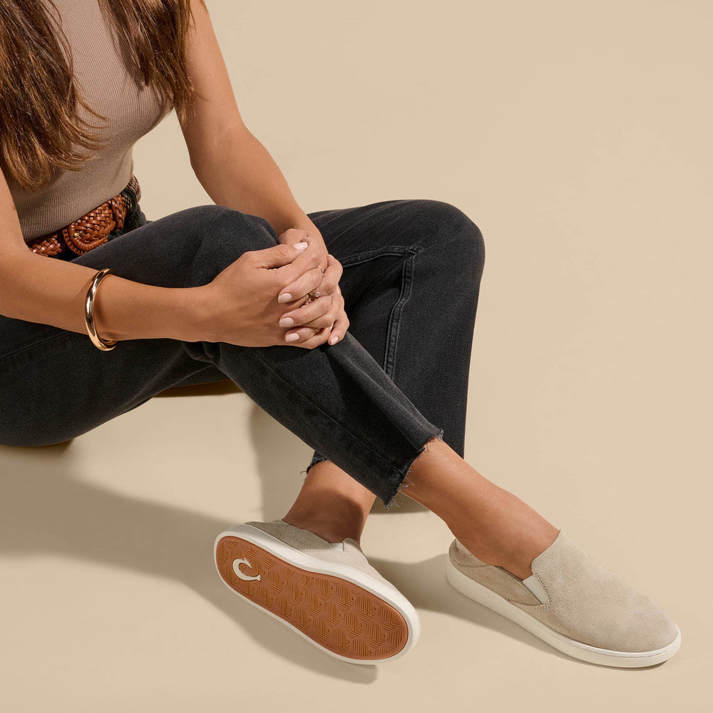 Pehuea Luxe Women’s Suede Shoes - Tapa | Women OluKai online