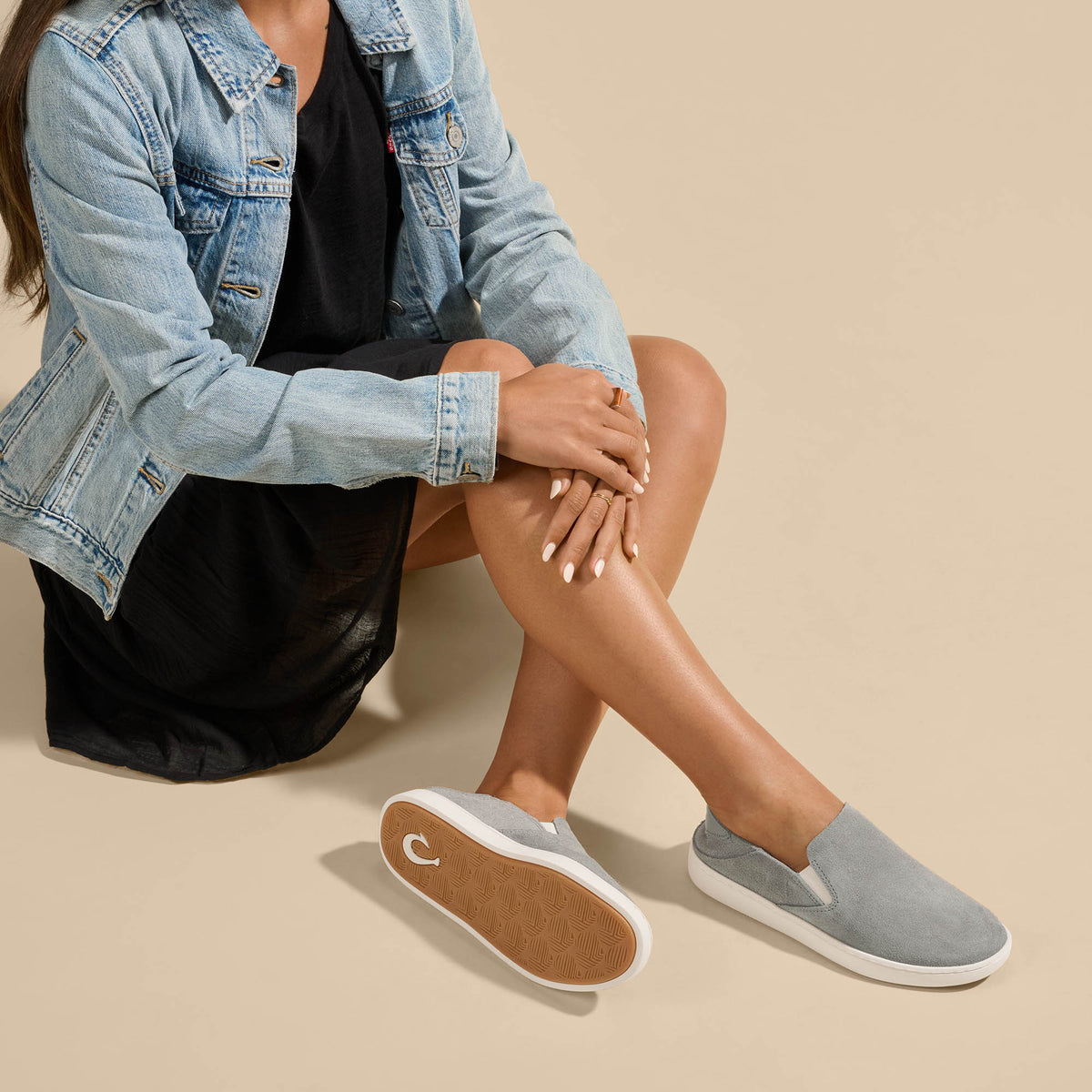 Pehuea Luxe Women’s Suede Shoes - Ash | Women OluKai on sale