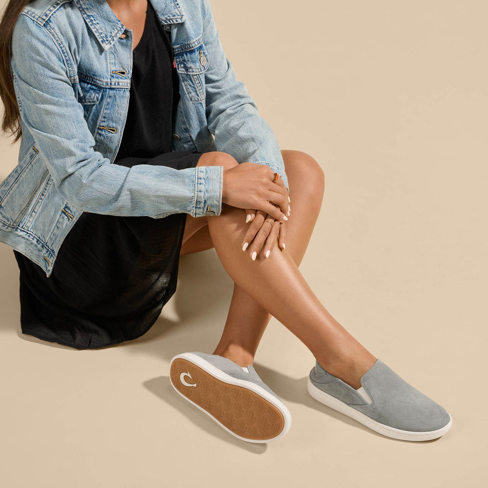 Pehuea Luxe Women’s Suede Shoes - Ash | Women OluKai on sale