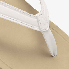 Southshore - Bright White / Warm Sand | Women OluKai online