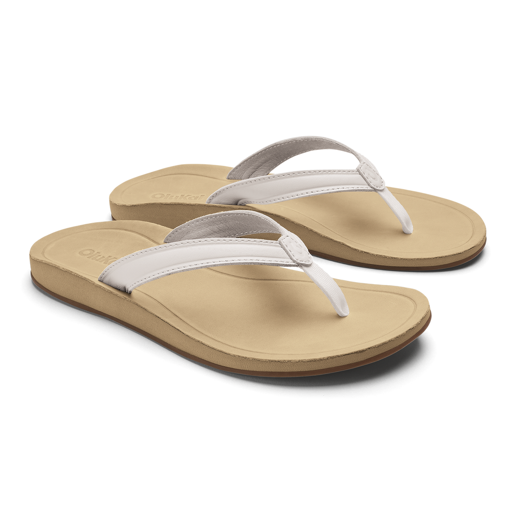 Southshore - Bright White / Warm Sand | Women OluKai online