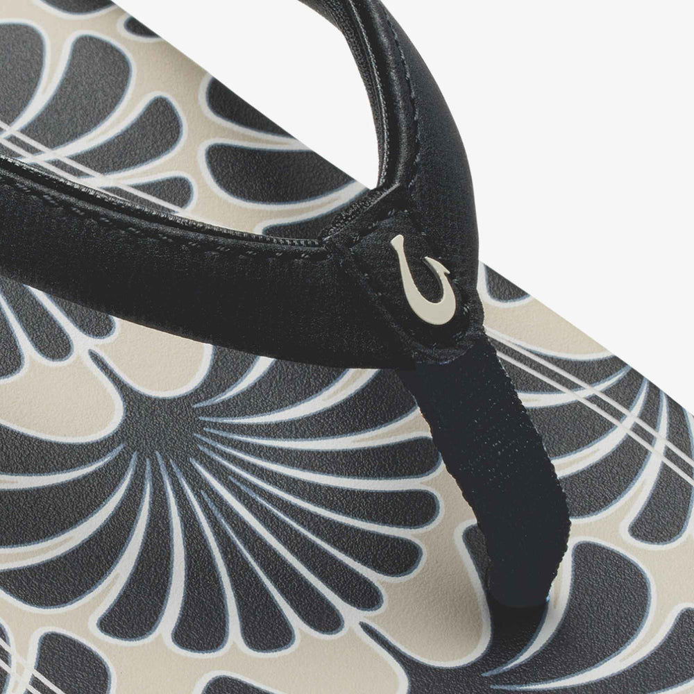 ‘Uiki - Black / Pa‘i | Women OluKai near me