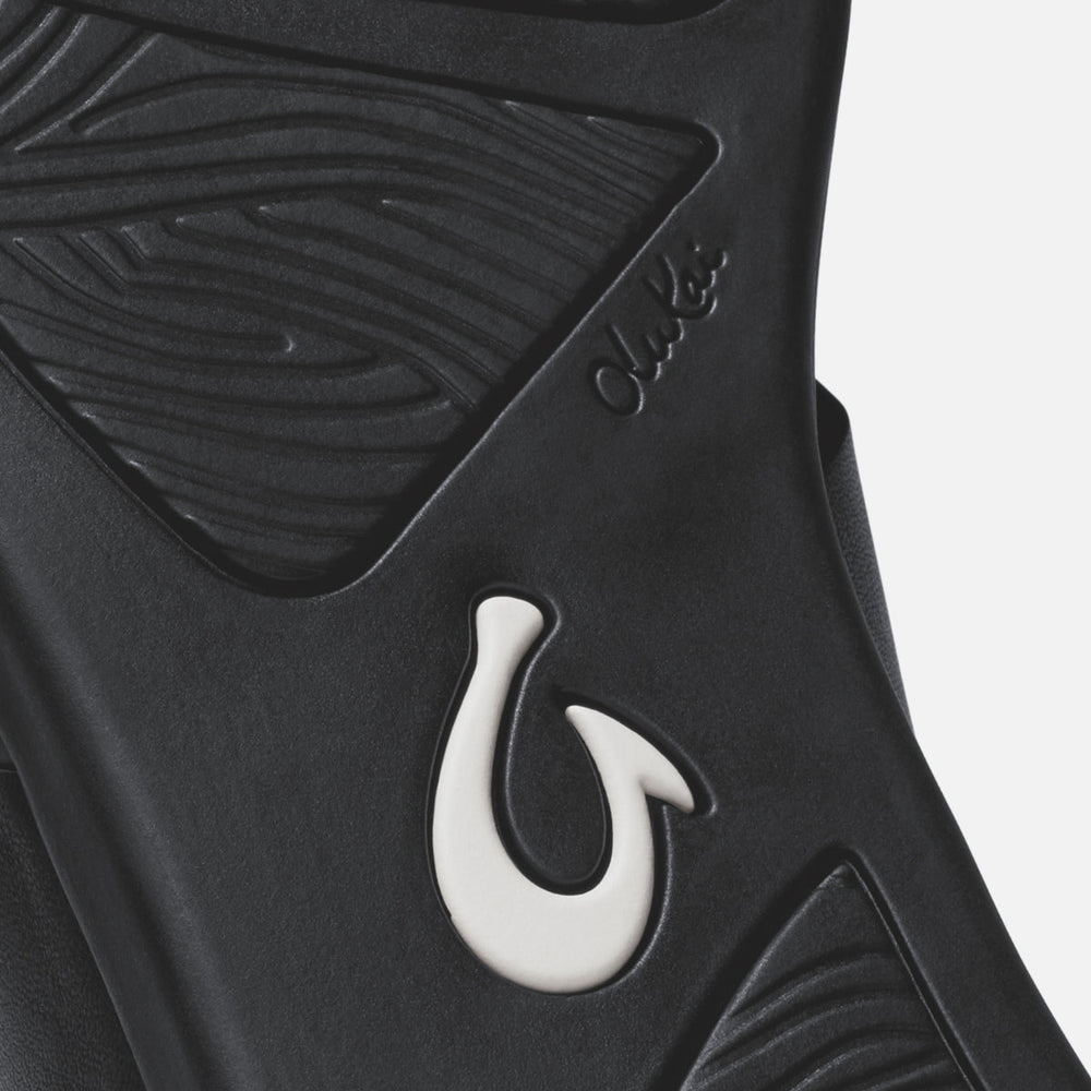 Hoʻopio Mele - Black / Black | Women OluKai on sale