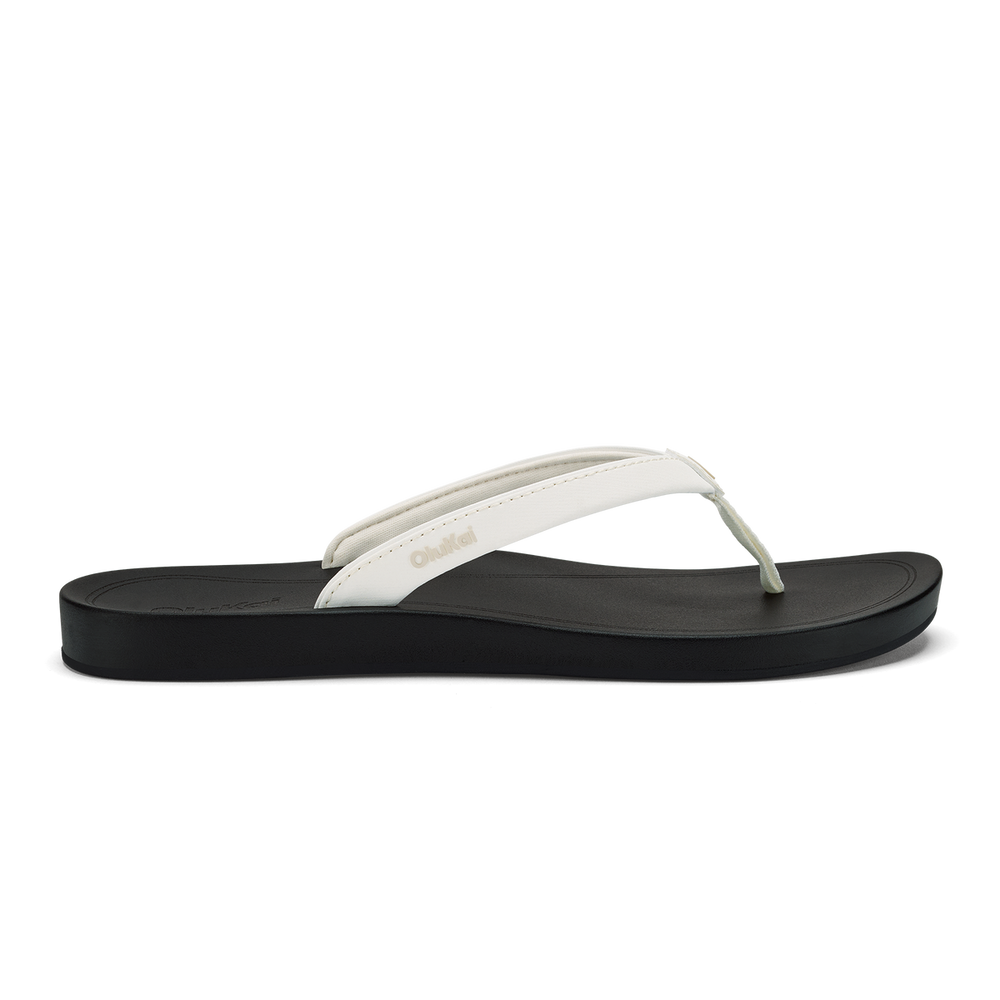 ‘Uiki Women’s Everyday Beach Sandals - Bright White / Lava Rock | Women OluKai near me