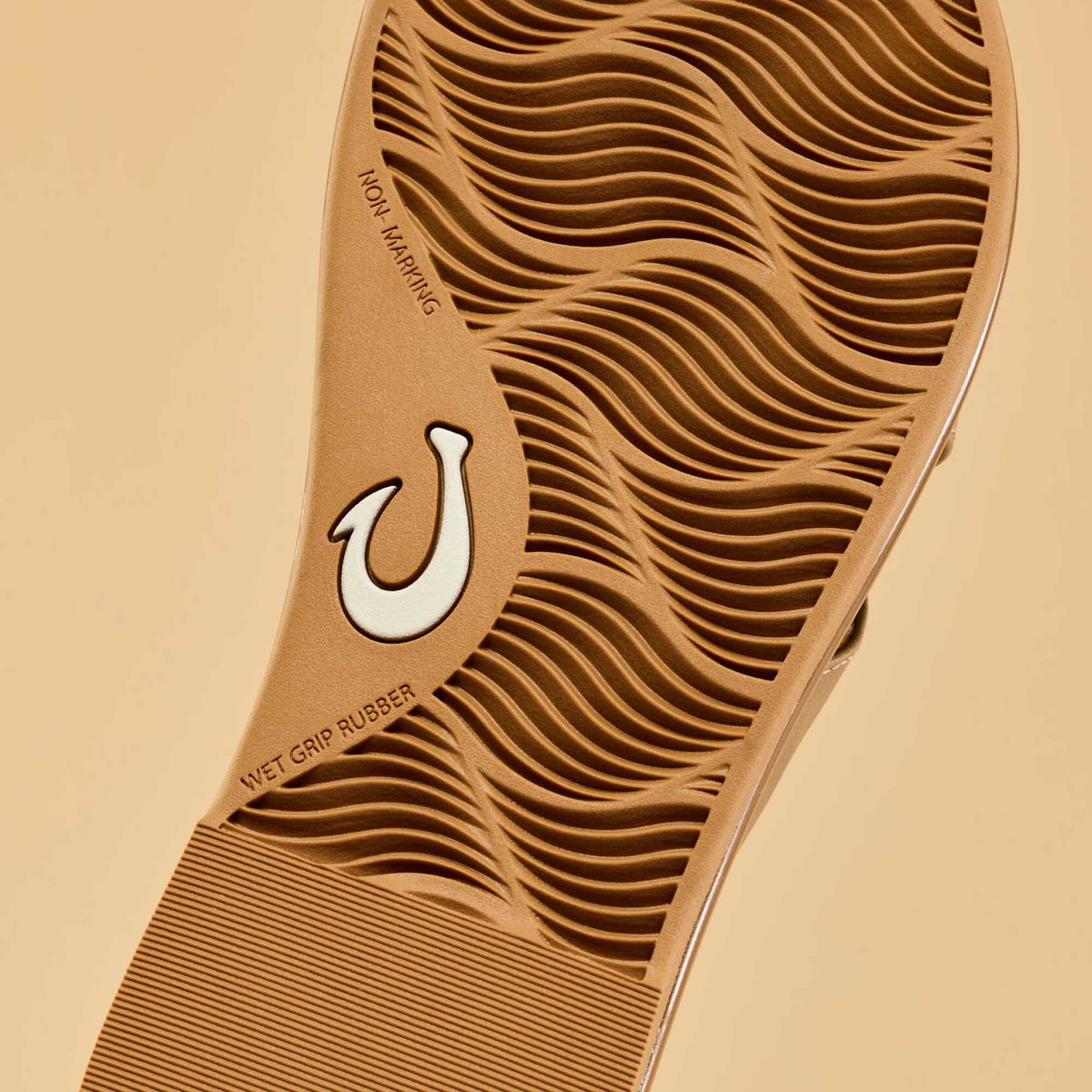 La‘i Slide Women’s Slide Beach Sandals - Tan | Women OluKai online